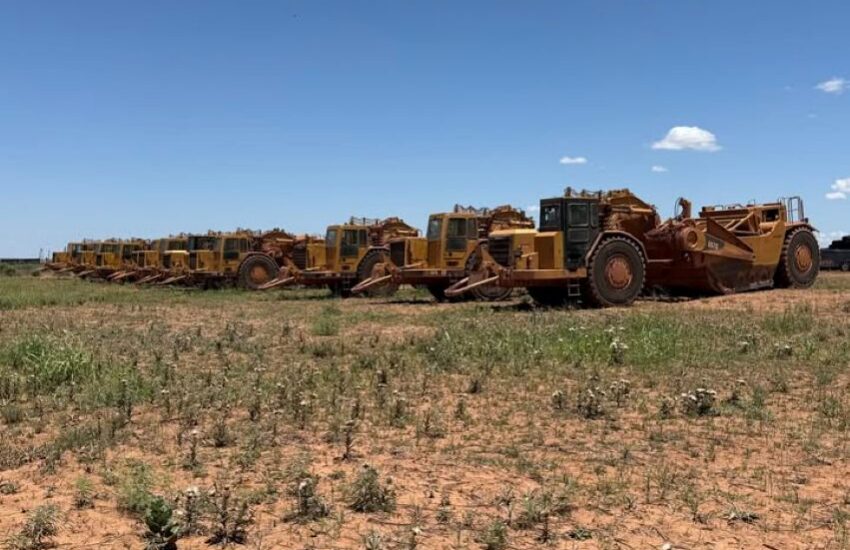 row of 657s-